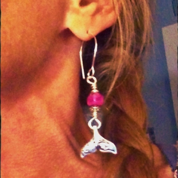 Mermaid/Whales Tail Ruby Crazy Lace Agate Earrings - Picture 4 of 8